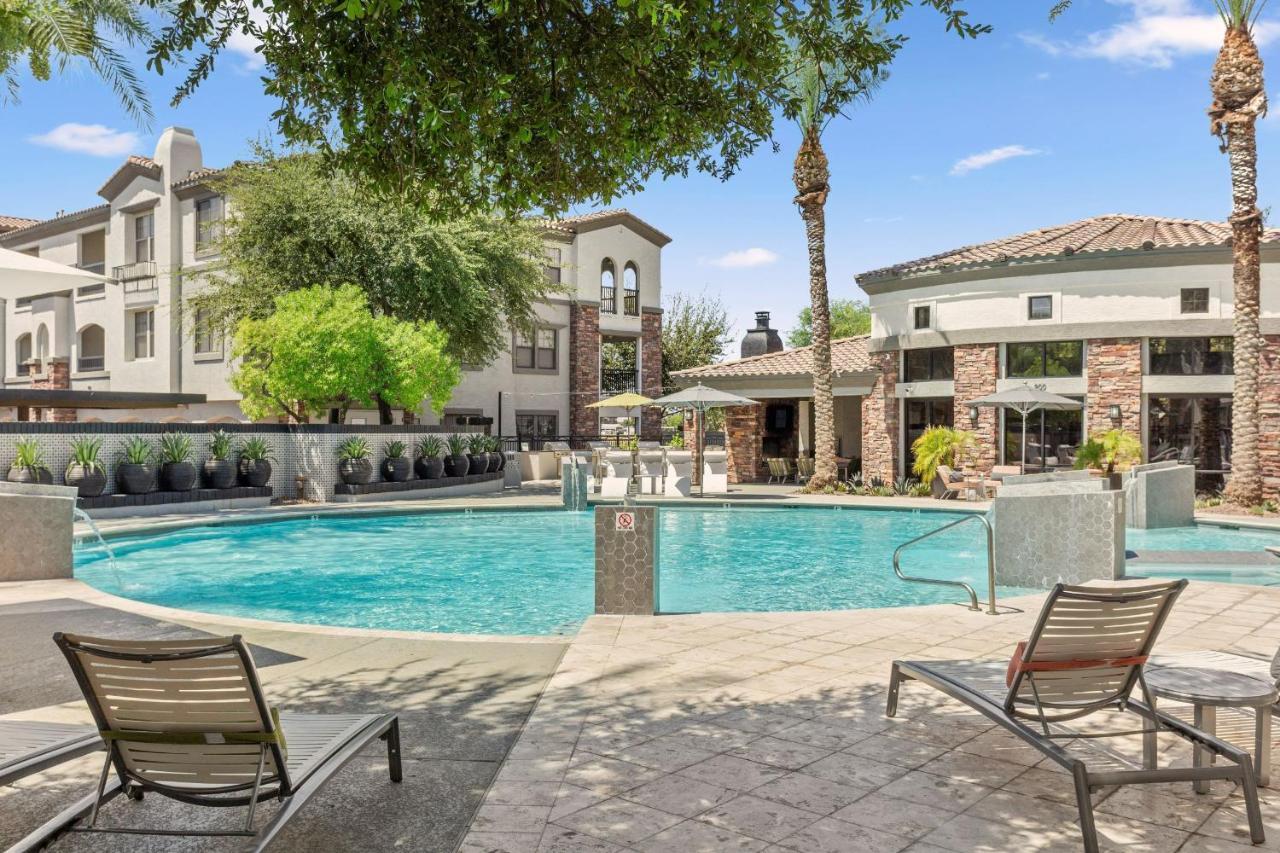 Cozysuites Glendale By The Stadium With Pool 05 Exterior foto